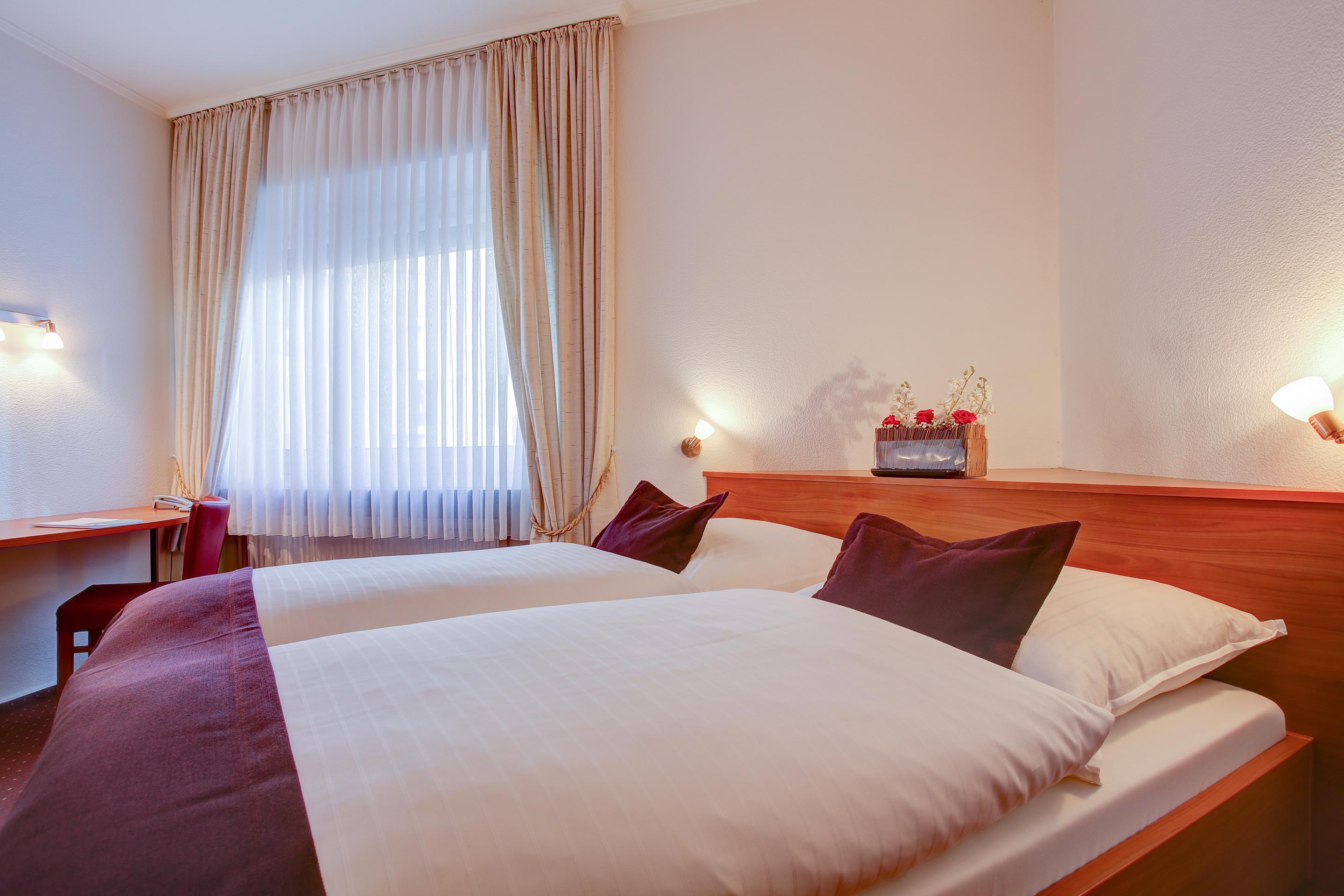 קיל Ina Hotel Consul מראה חיצוני תמונה