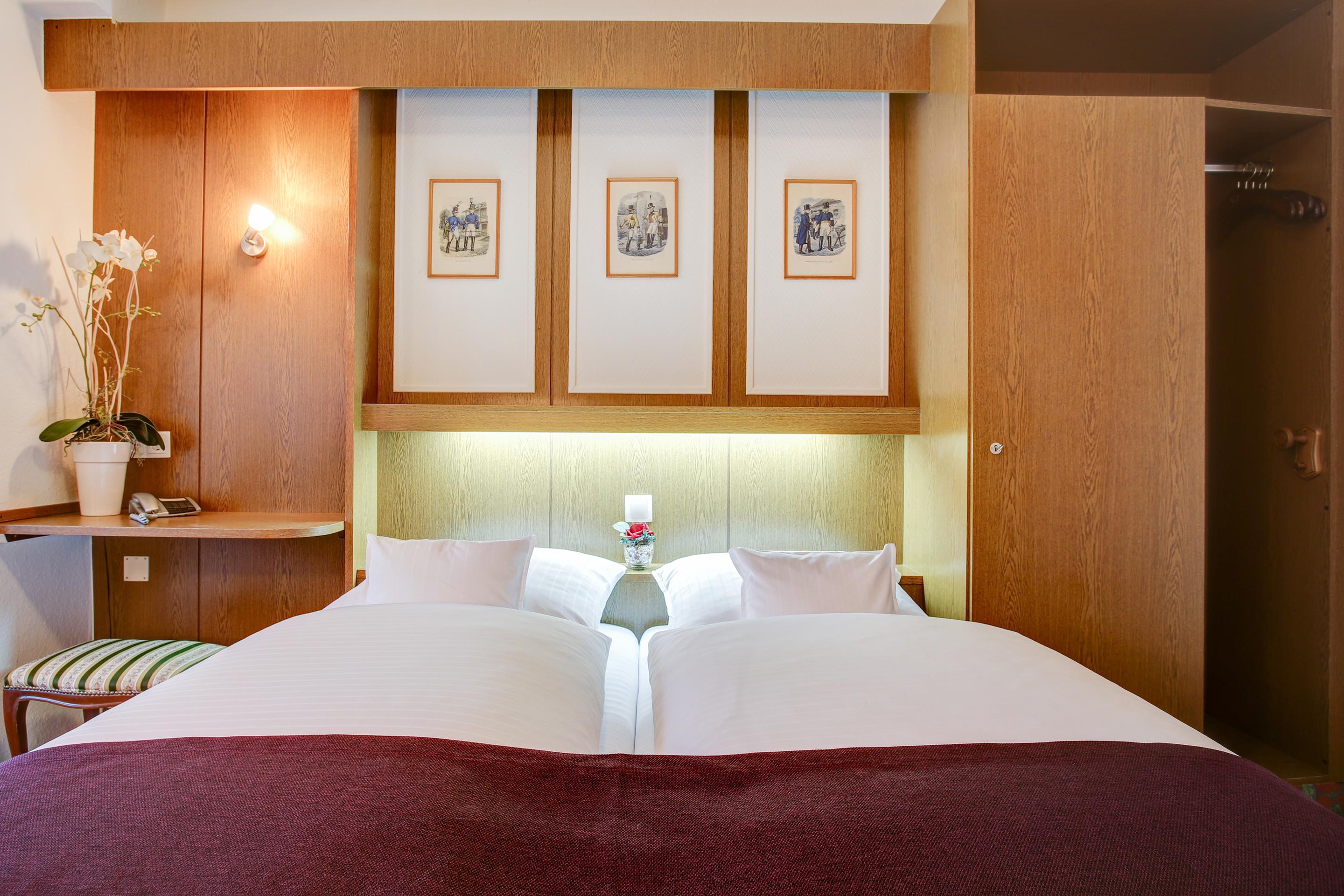 קיל Ina Hotel Consul מראה חיצוני תמונה